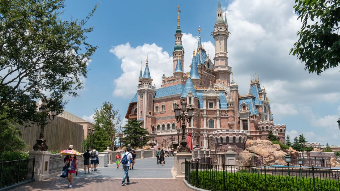 <strong>Shanghai Disneyland: </strong>Opened in 2016, Shanghai Disneyland remains a popular destination among wealthy travelers looking for a family-friendly getaway.<br />