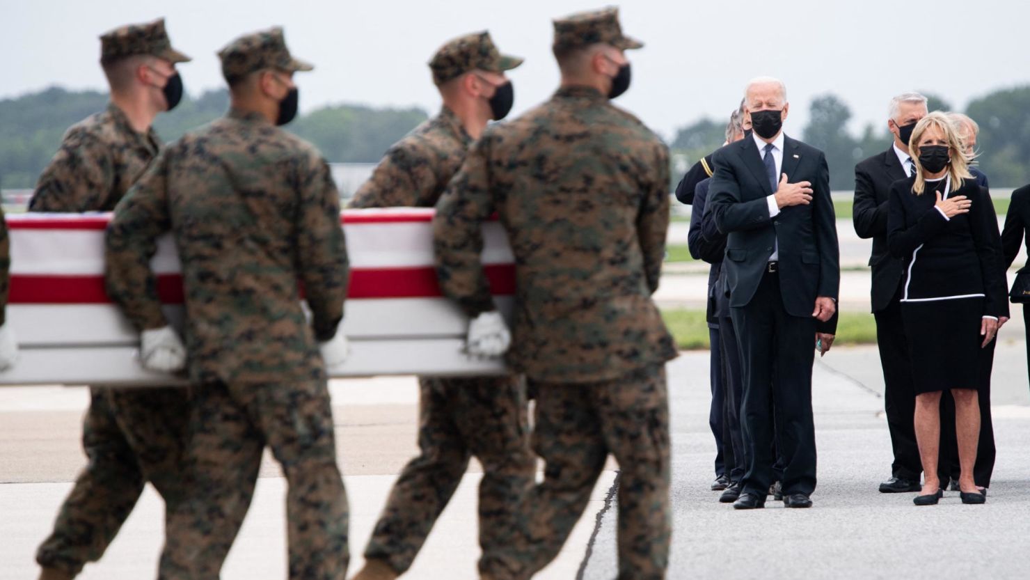 Biden’s political nightmare suddenly feels like 2005 all over again | CNN