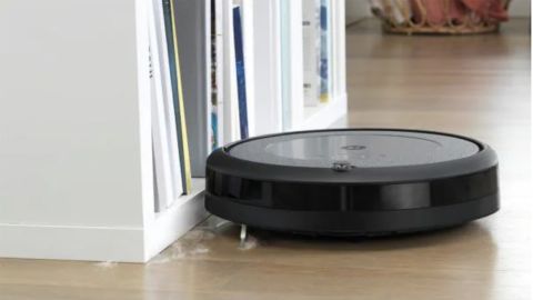 iRobot Roomba i3+ Wi-Fi-Connected Robot Vacuum 