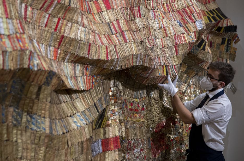 Even when moved online due to Covid-19, Sotheby's October 2020<strong> </strong>event had 120 pieces from 66 African artists up for grabs, gaining recognition for its astounding sale numbers. The October auction included this sculpture by Ghanaian artist El Anatsui.