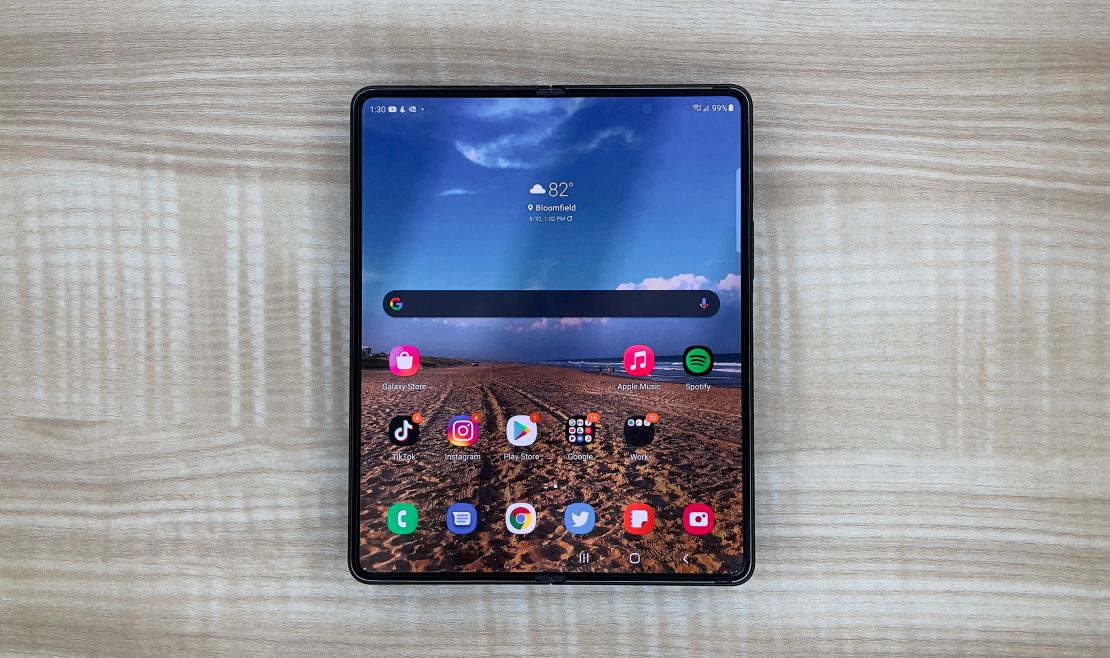 16-galaxy z fold 3 review underscored