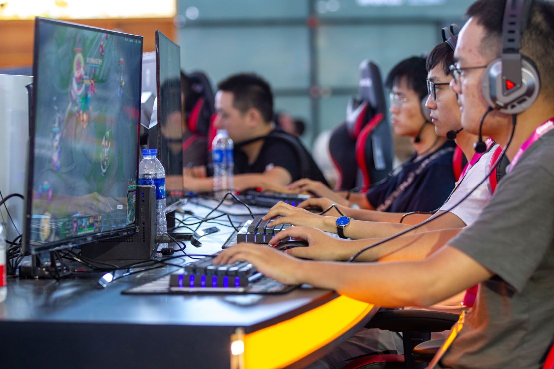 China bans under-18s from playing online games for more than an