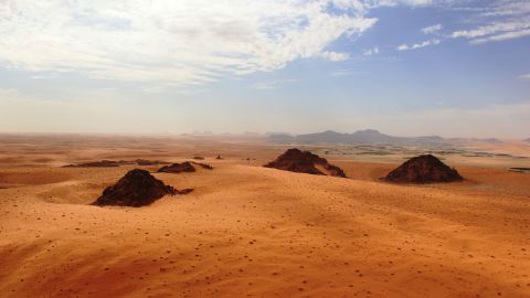 Early humans passed through the Jubbah Oasis in northern Saudi Arabia repeatedly during periods of increased rainfall over hundreds of thousands of years.