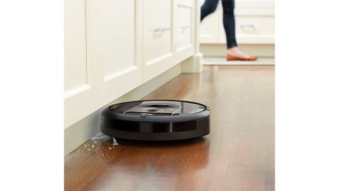 iRobot Roomba i7+ Robot Vacuum