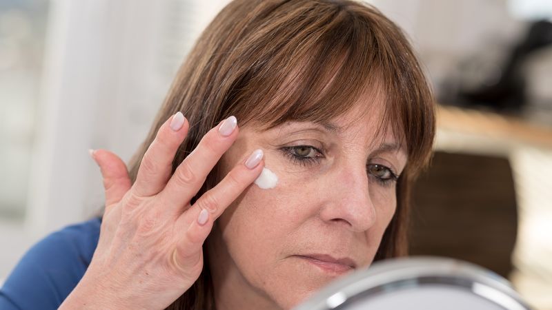 12 best anti aging moisturizers to reduce wrinkles CNN Underscored