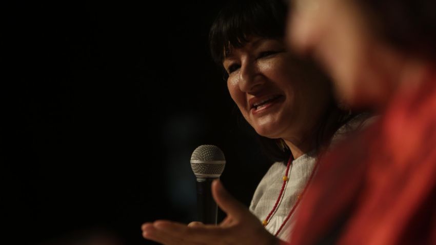 US writer Sandra Cisneros talks during the fifth literary festival "CentroAmérica Cuenta" dedicated to two great French authors of the twentieth century, André Malraux and Albert Camus in the French Alliance of Managua on May 22, 2017. / AFP PHOTO / INTI OCON        (Photo credit should read INTI OCON/AFP via Getty Images)