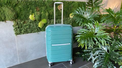 best checked luggage samsonite