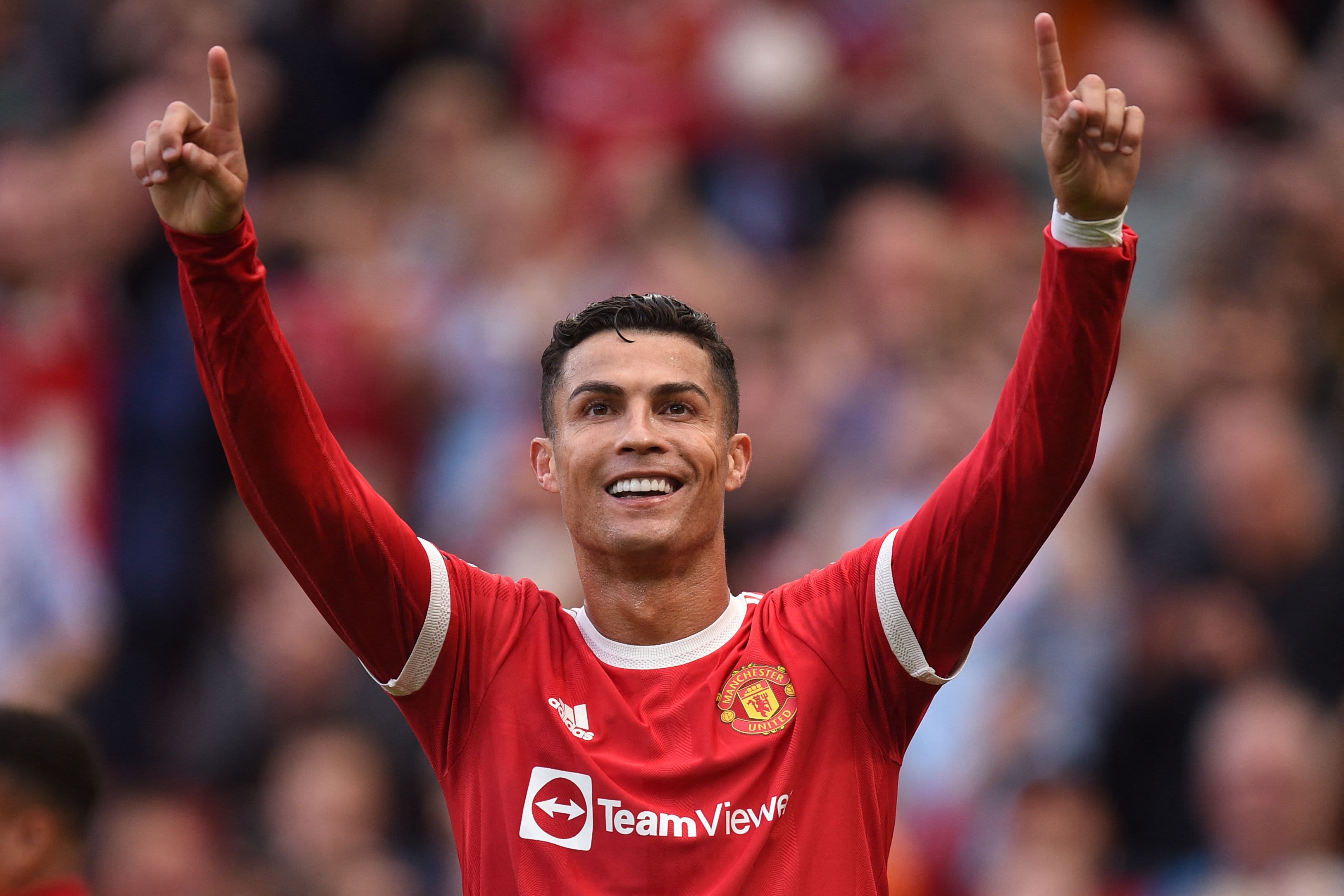 Man United break jersey sales record after Cristiano Ronaldo No 7