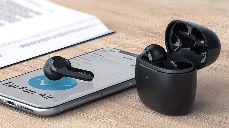 Pair earbuds to online apple watch