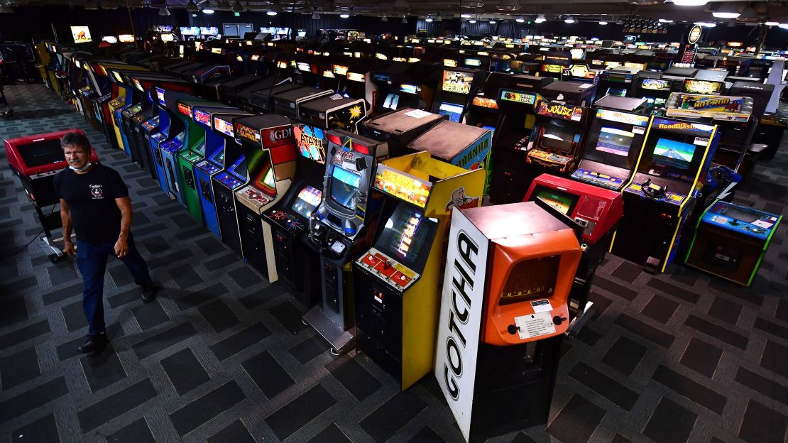 The massive Museum of Pinball closes, leaving around 1,700 games to be  auctioned off