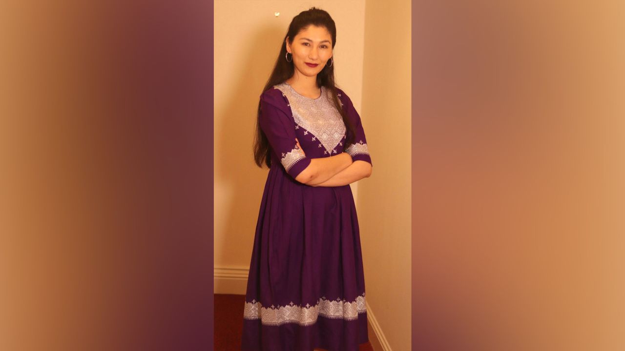 Fereshta Abbasi, an Afghan lawyer, tweeted a picture of her traditional Hazaragi dress.