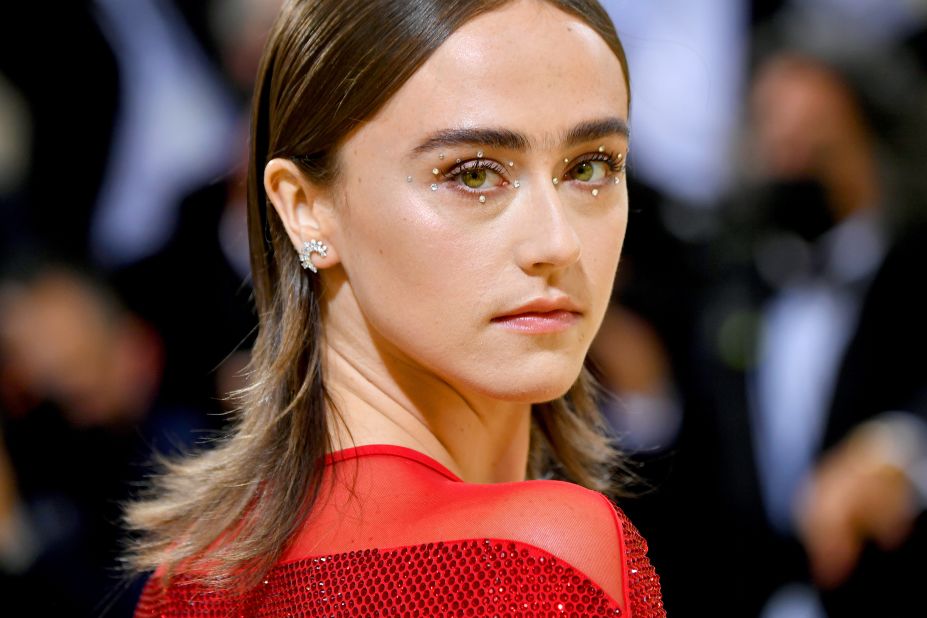 Model Ella Emhoff, the stepdaughter of Vice President Kamala Harris, sported an all-red Adidas by Stella McCartney outfit. The glittering outfit featured sheer panels and red sequins, with crystals applied around her eyes adding a final sparkle.<br />