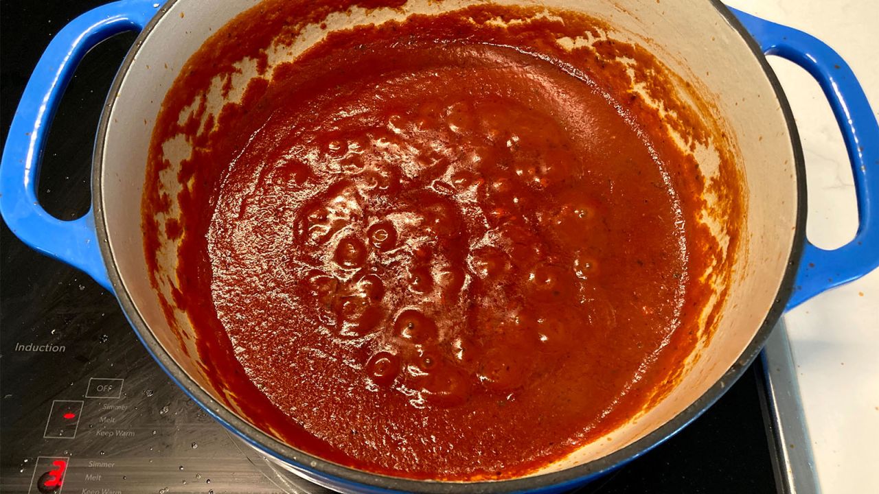 undercored best dutch oven red sauce