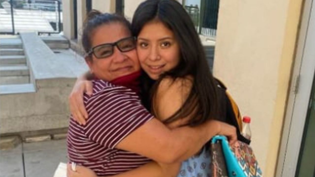 Florida Mother Reunited With Daughter Who Was Abducted In 2007 At The Age Of 6 Cnn