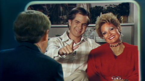 Andrew Garfield and Jessica Chastain as Jim and Tammy Faye Bakker in 'The Eyes of Tammy Faye' (Courtesy of Searchlight Pictures).