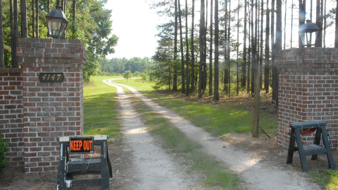 "Keep Out" signs marked one entrance to the Murdaugh family property in Islandton, where a double homicide occurred.