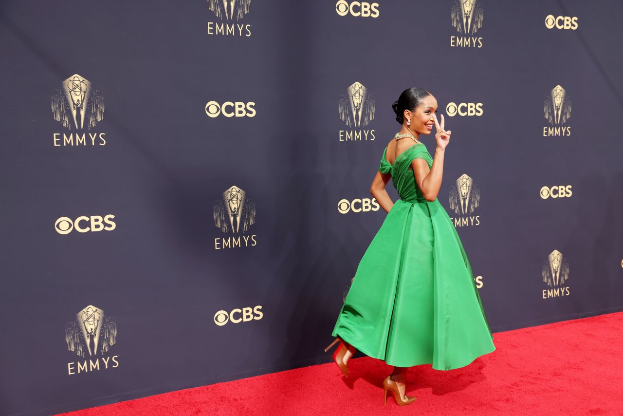 Photos from the red carpet: 2021 Emmy Awards | CNN