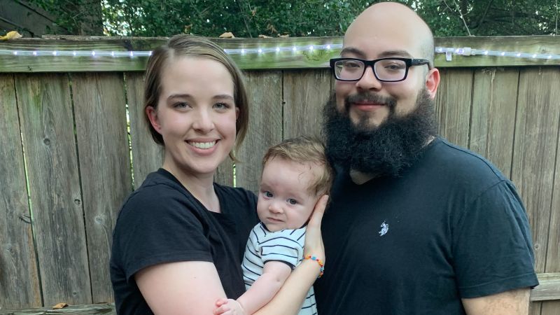Texas couple was asked to leave restaurant for wearing face masks to protect their immunocompromised infant | CNN