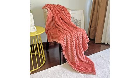 Dissa Flannel Blanket with Pom Pom Fringe