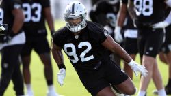 HENDERSON, NEVADA - JULY 29: Solomon Thomas #92 of the Las Vegas Raiders runs a drill during training camp at the Las Vegas Raiders Headquarters/Intermountain Healthcare Performance Center on July 29, 2021 in Henderson, Nevada. (Photo by Steve Marcus/Getty Images)