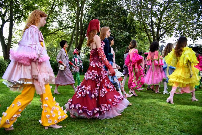 The new Bora Aksu collection was a multicolored medley of tulle, taffeta and lace.