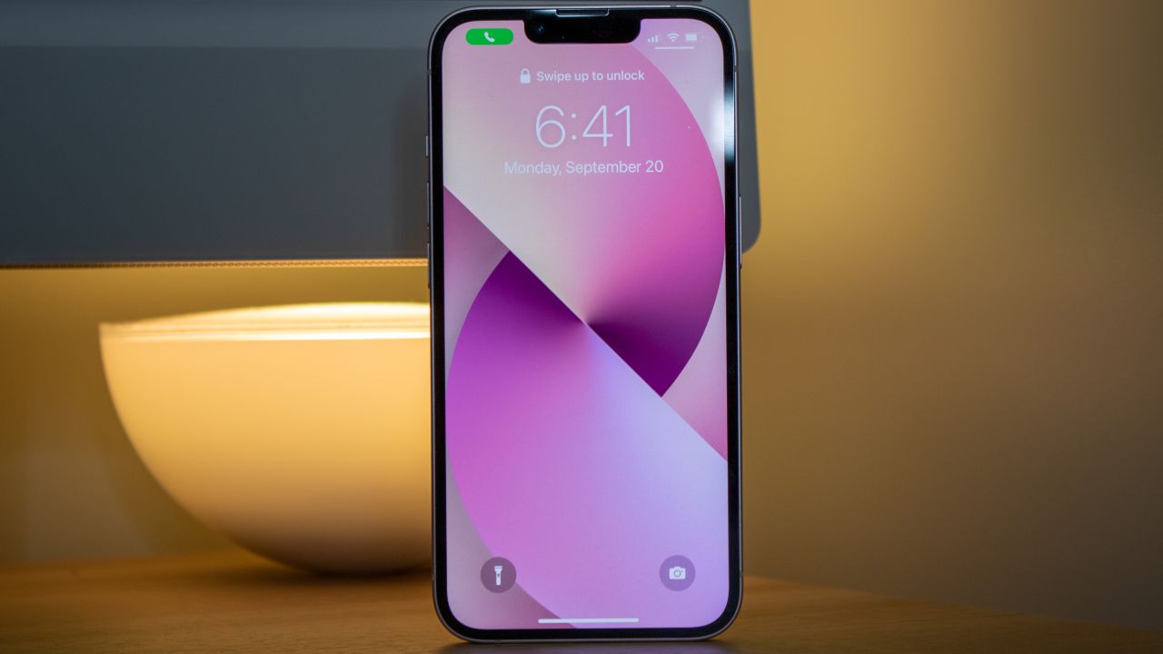 13-iphone 13 underscored review