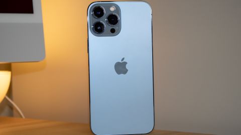 8-iphone 13 pro give a detailed review