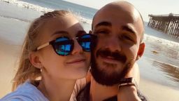 Pictures of Gabby Petito and her boyfriend/fiance before her disappearance