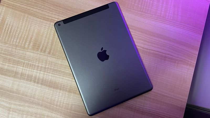 Apple iPad 10th gen vs. iPad 9th gen what s new CNN