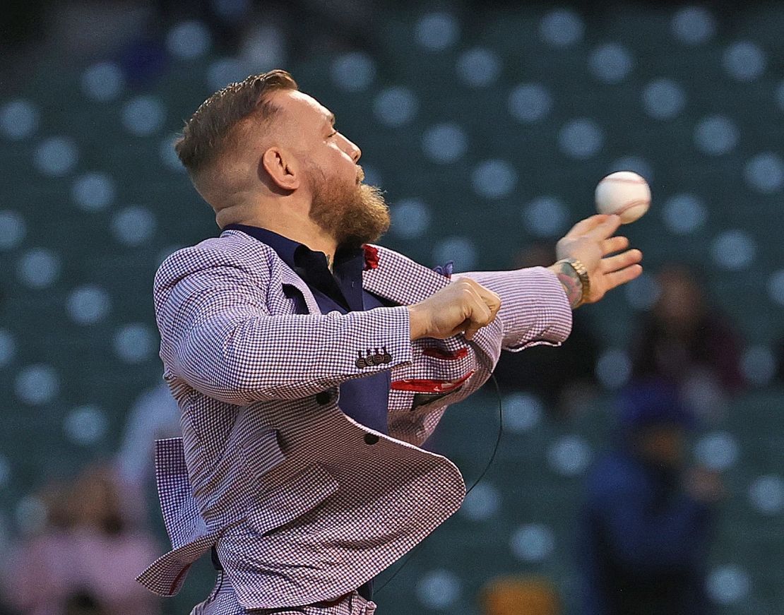 McGregor throws out his first pitch at Wrigley Field.