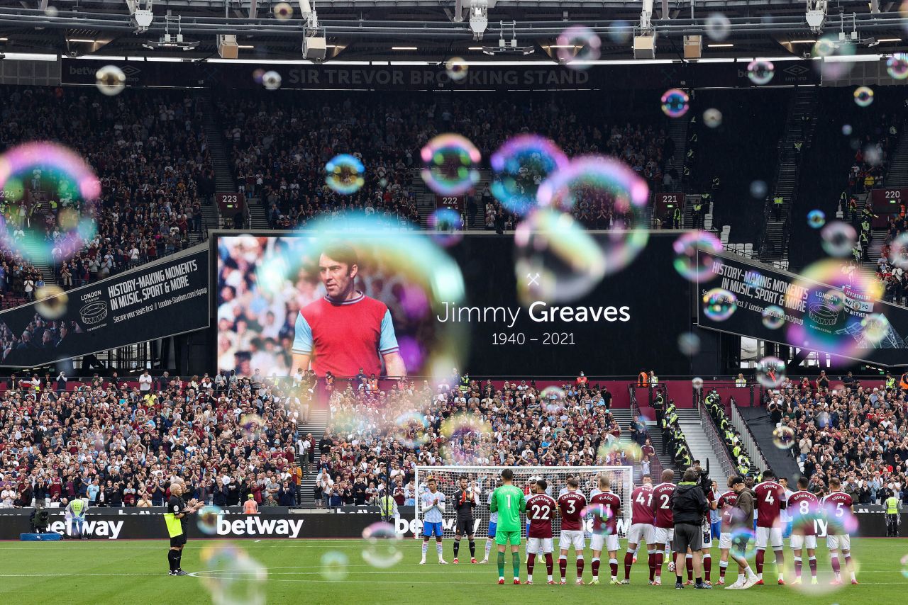 Bubbles float during a tribute to Jimmy Greaves, who died earlier in the day, ahead of the Premier League match between West Ham United and Manchester United at London Stadium on Sunday, September 19. <a href="https://www.cnn.com/2021/09/19/football/jimmy-greaves-tottenham-england-dies-spt-intl/index.html" target="_blank">Greaves, a Tottenham legend,</a> World Cup winner with England in 1966 and one of the most prolific goalscorers in English football history, was 81 years old.