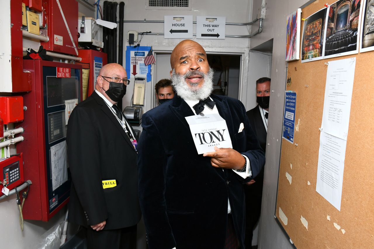 David Alan Grier poses backstage after accepting the award for best performance by an actor in a featured role in a play for "A Soldier's Play."