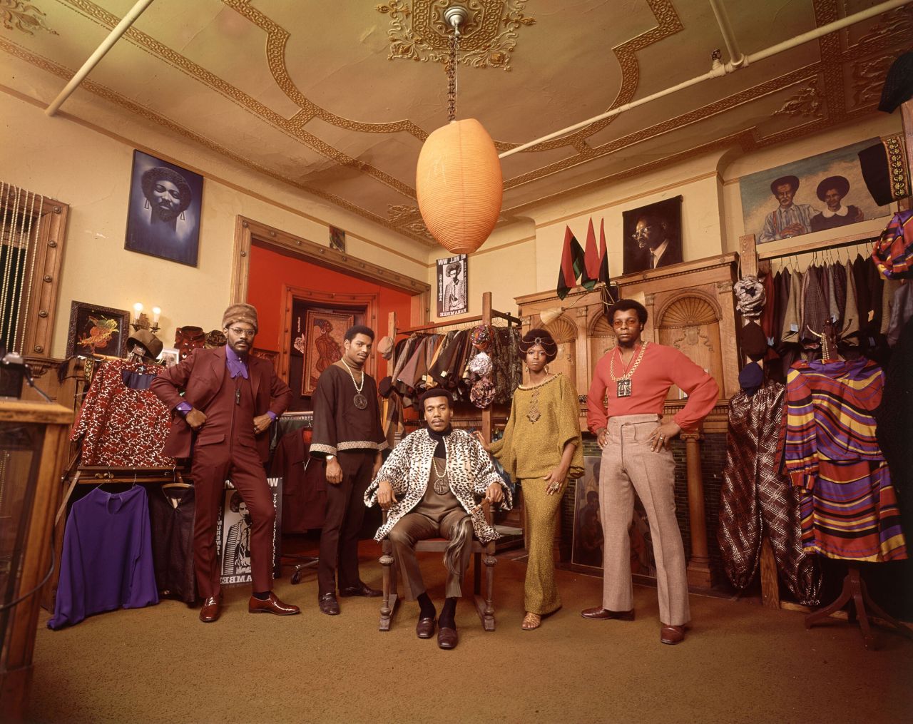 The New Breed fashion boutique, which opened in Harlem in 1967, sold Afrocentric designs and served as a popular community hub. 