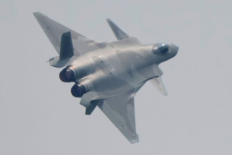 China displays upgraded fighter jets at airshow