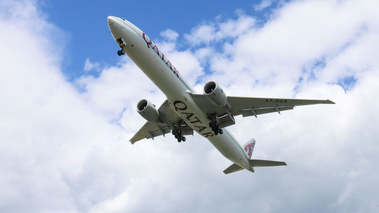 <strong>1. Qatar Airways: </strong>The world's best airline for 2021, according to Skytrax, is Qatar Airways. Qatar Airways also took home several other awards, including World's Best Business Class Seat.