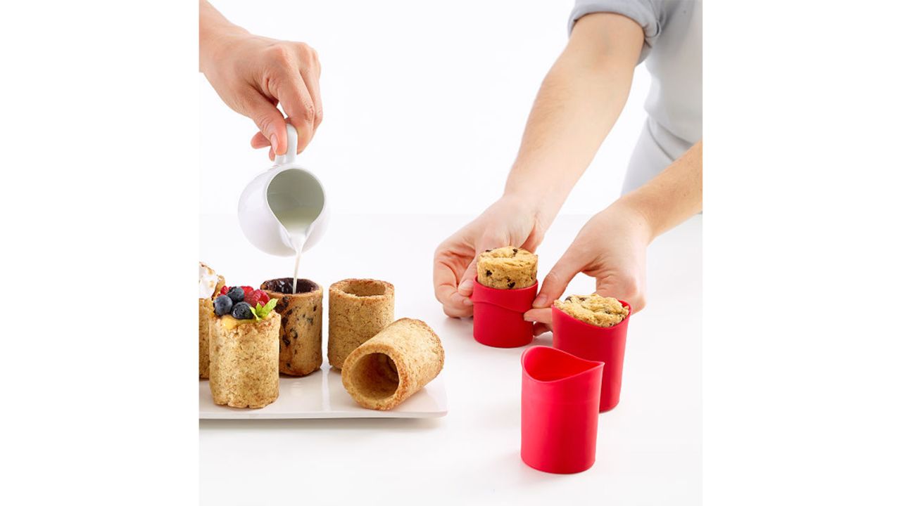Lekue USA Milk & Cookies Shot Glass Making Kit
