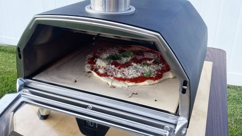 Ooni Karu 16 Multi-Fuel Pizza Oven