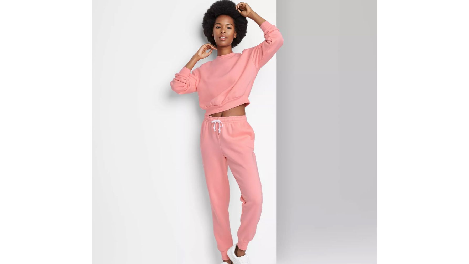 How to Wear your Favorite Matching Sweat Suit - Posh in Progress