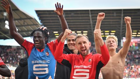 Rennes' players celebrate a famous win against PSG.