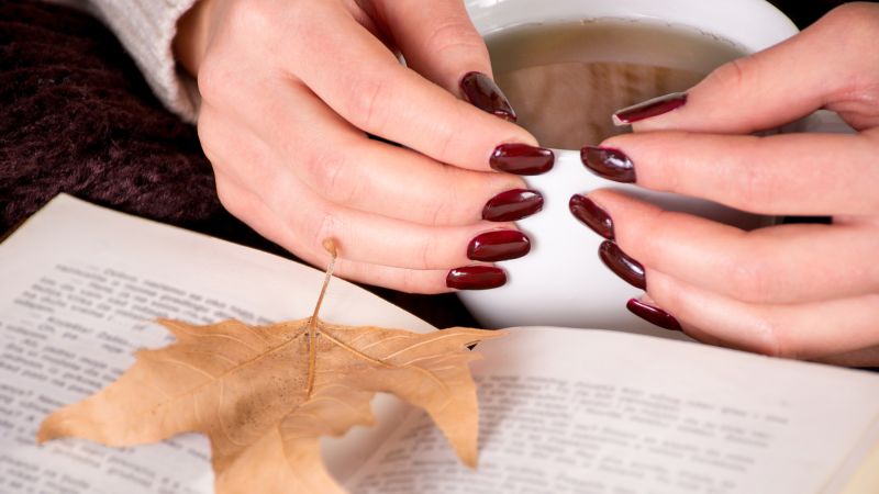 55 Eye-Catching Fall Nail Colors to Get Inspired