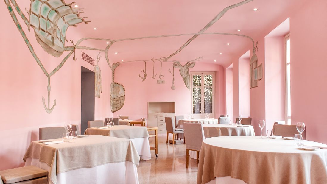 <strong>19. </strong><a href="https://www.piazzaduomoalba.it/it/" target="_blank" target="_blank"><strong>Piazza Duomo</strong></a><strong> (Alba, Italy):</strong> At this northern Italian restaurant, you can sample escargot that was first bred by Benedictine monks. 