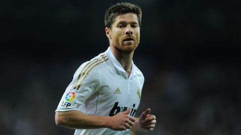 In August 2009, Alonso signed for Real Madrid.