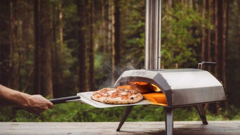 Ooni Karu multi-function pizza oven 12