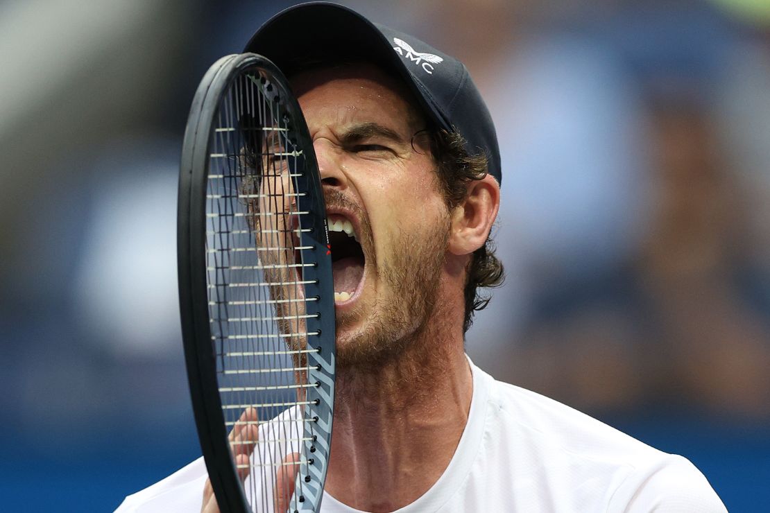 Andy Murray had aked fans to help him find his wedding ring. 