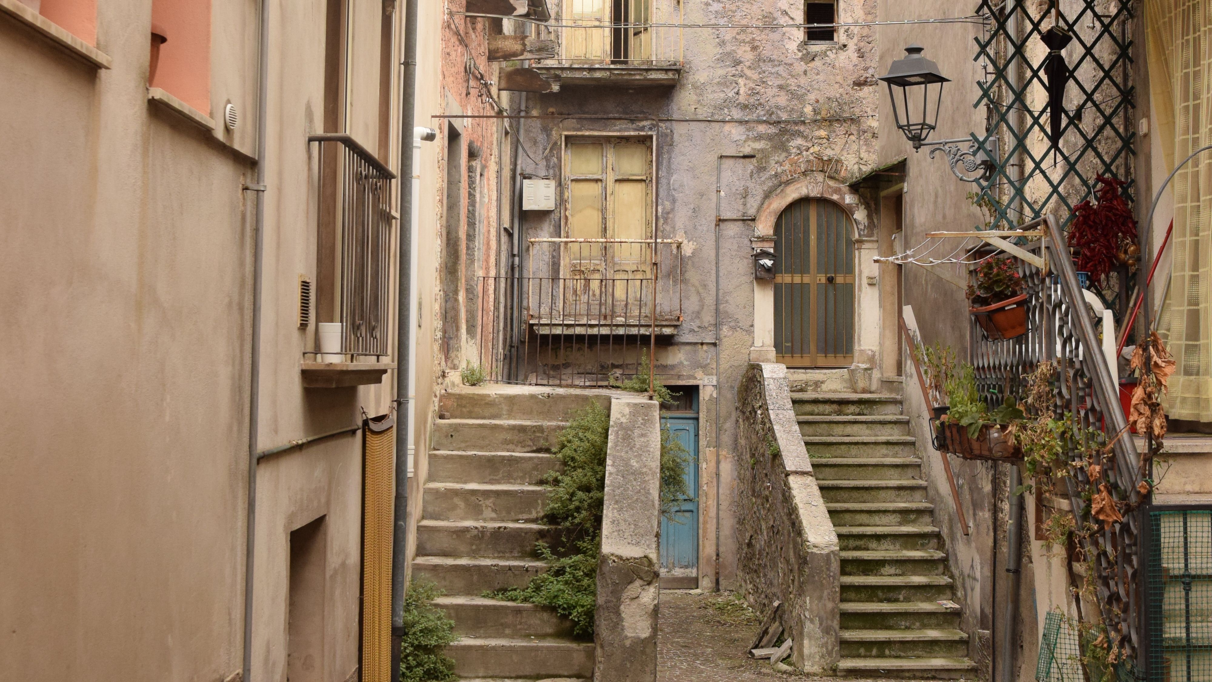 The 9 Pitfalls of 1 Euro Houses in Italy