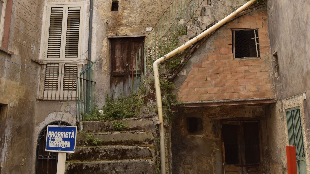 <strong>A maze of streets: </strong>Pratola Peligna's abandoned stone homes are squeezed into its historical district, a maze of alleys only wide enough for donkey carts. 
