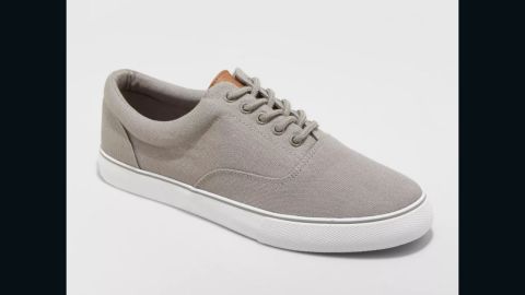 211010125016-goodfellow-sneakers