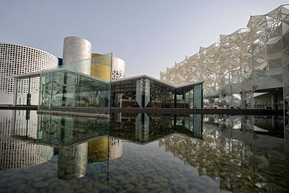 A combination of traditional Arabesque and Japanese Asanoha patterns form the façade of the Japan pavilion, meant to symbolize the crossover of culture between Japan and the Middle East. Inside the structure, designed by Yuko Nagayama and Associates, visitors can see 3D art installations.