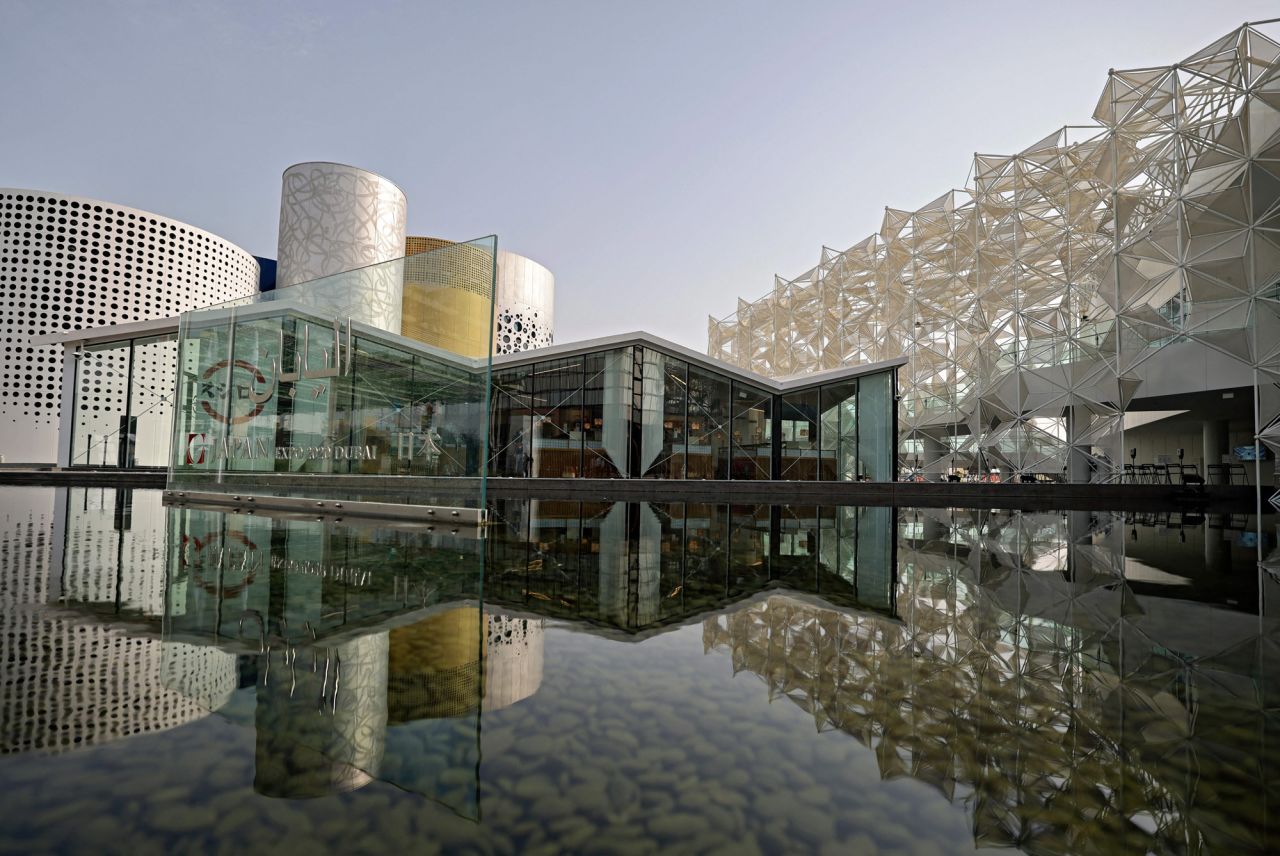 A combination of traditional Arabesque and Japanese Asanoha patterns form the façade of the Japan pavilion, meant to symbolize the crossover of culture between Japan and the Middle East. Inside the structure, designed by Yuko Nagayama and Associates, visitors can see 3D art installations. 