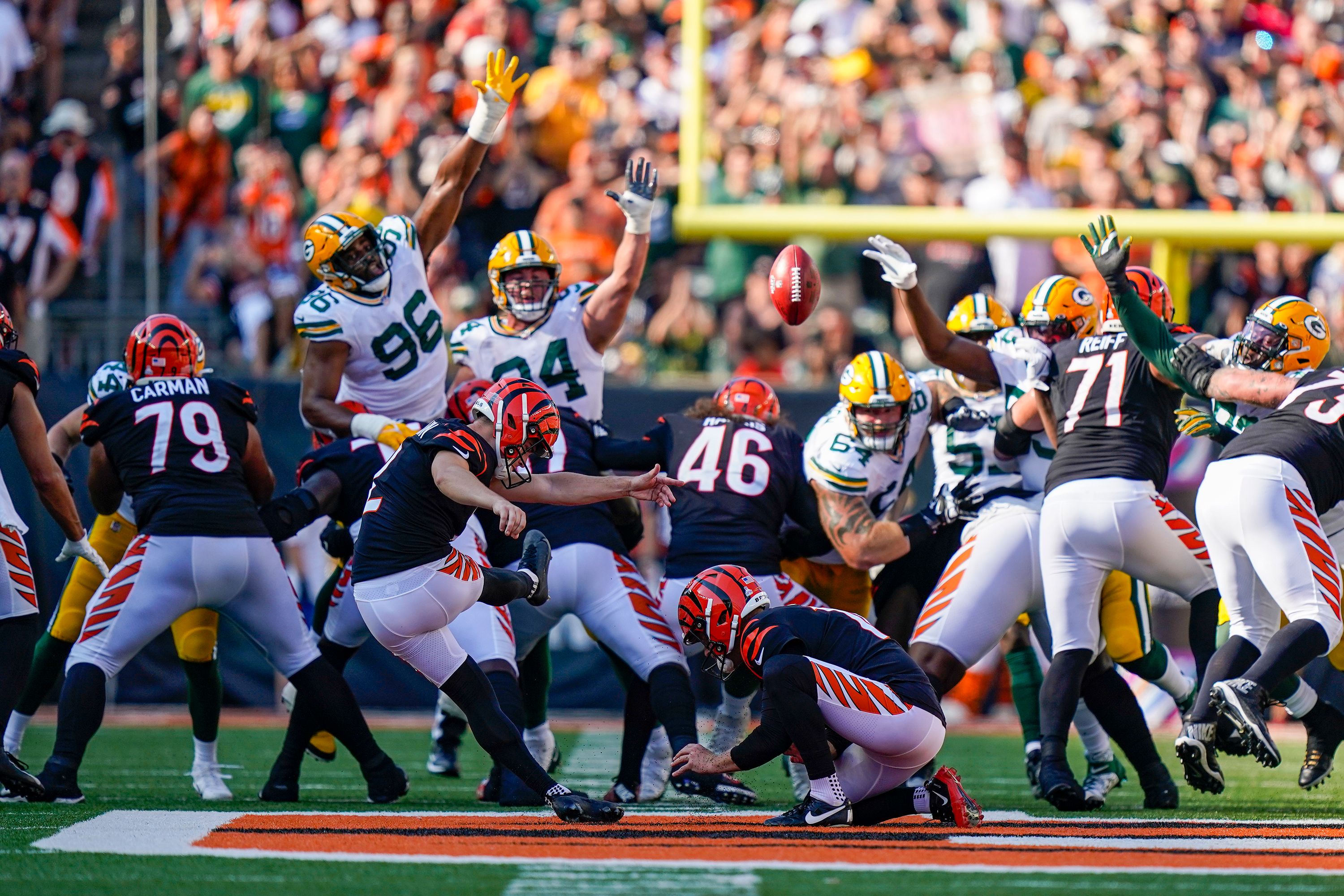 Bengals camp: Evan McPherson shows Cincinnati crowd what's possible with  65-yard FG - BVM Sports